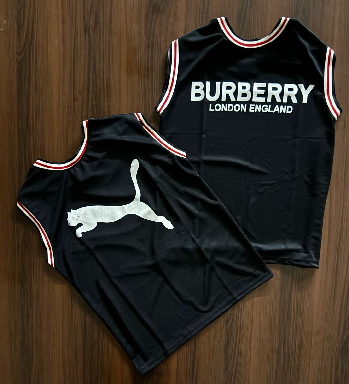 Burberry Sando